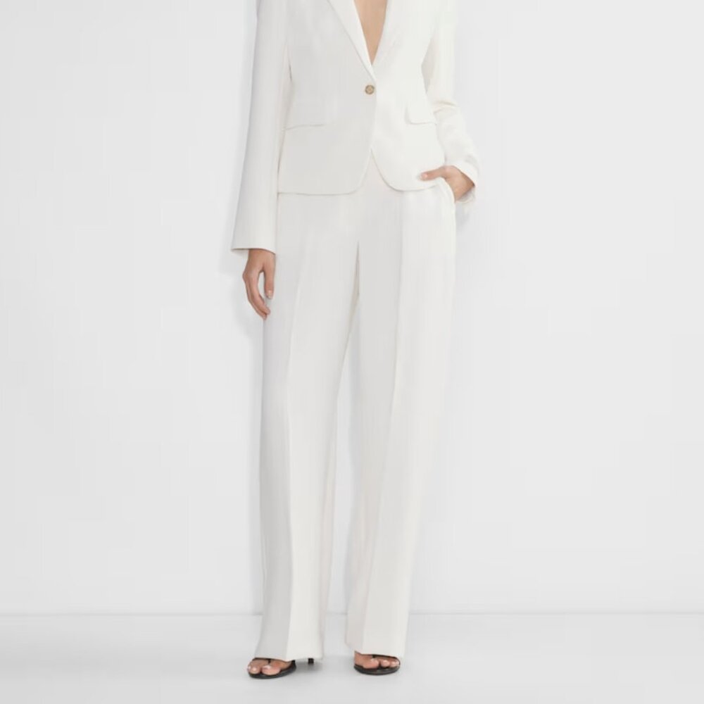 NWT Aritzia The Limitless Pant - Crepette - Light Birch 10 Reg